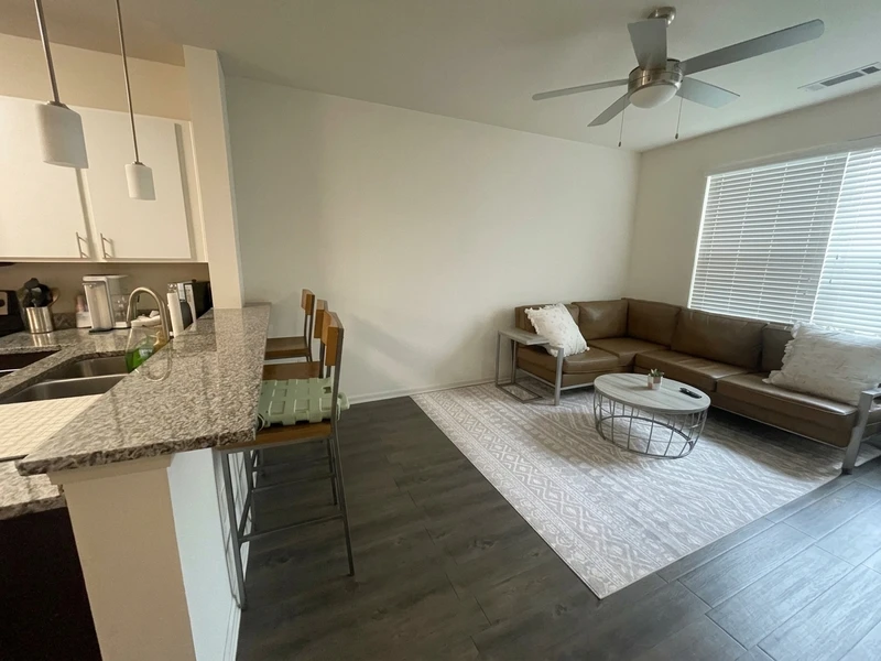 private room in College Downs photo 6