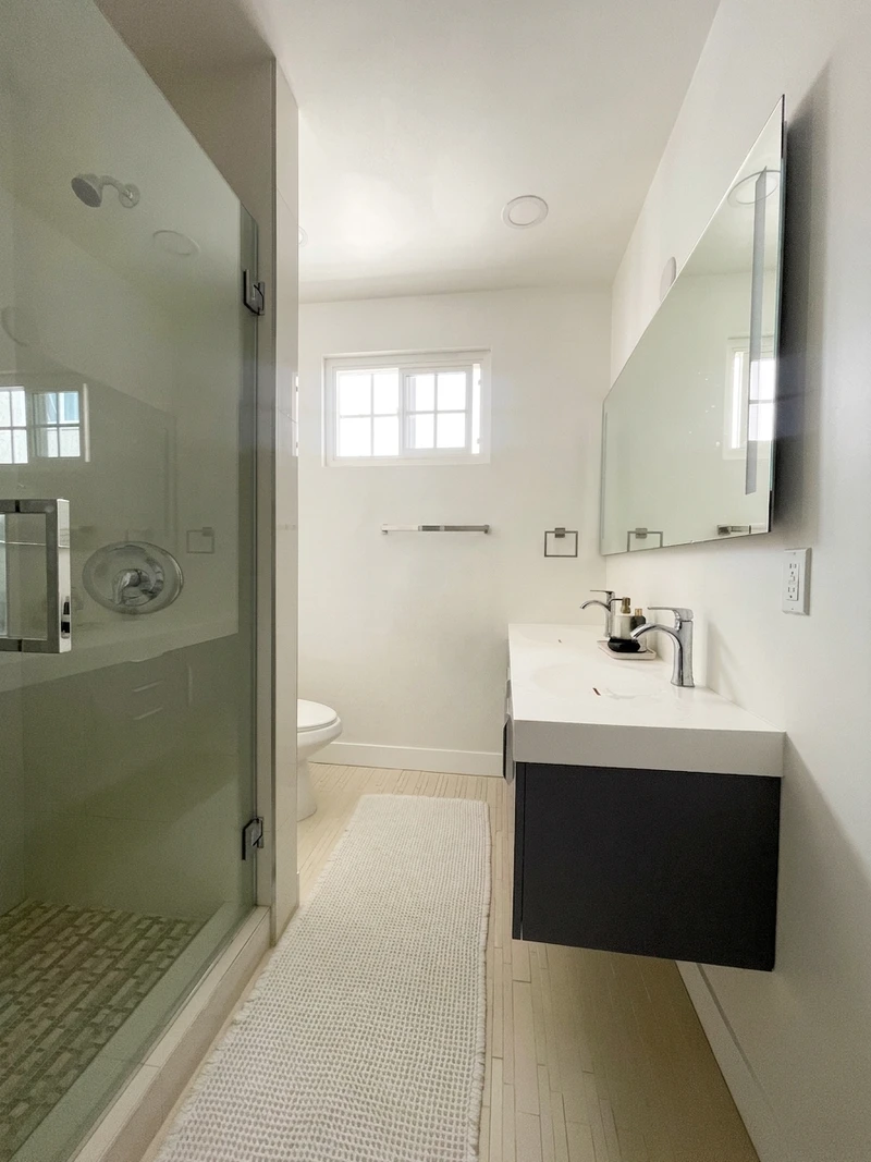 1 bedroom in Pico-Robertson photo 6