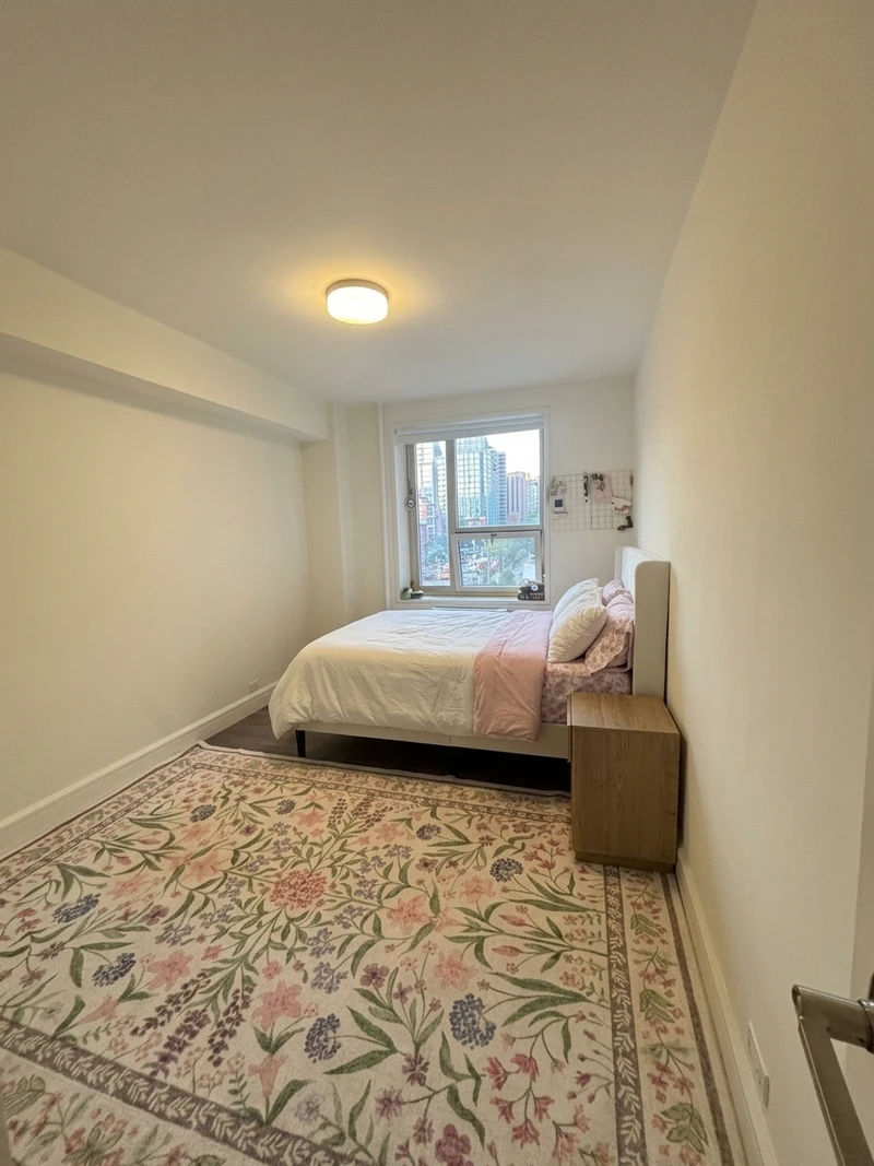 private room in Gramercy photo 2