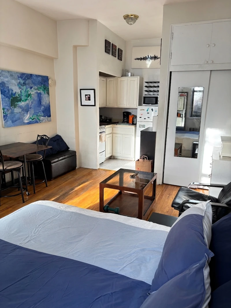 a studio in East Village photo 3