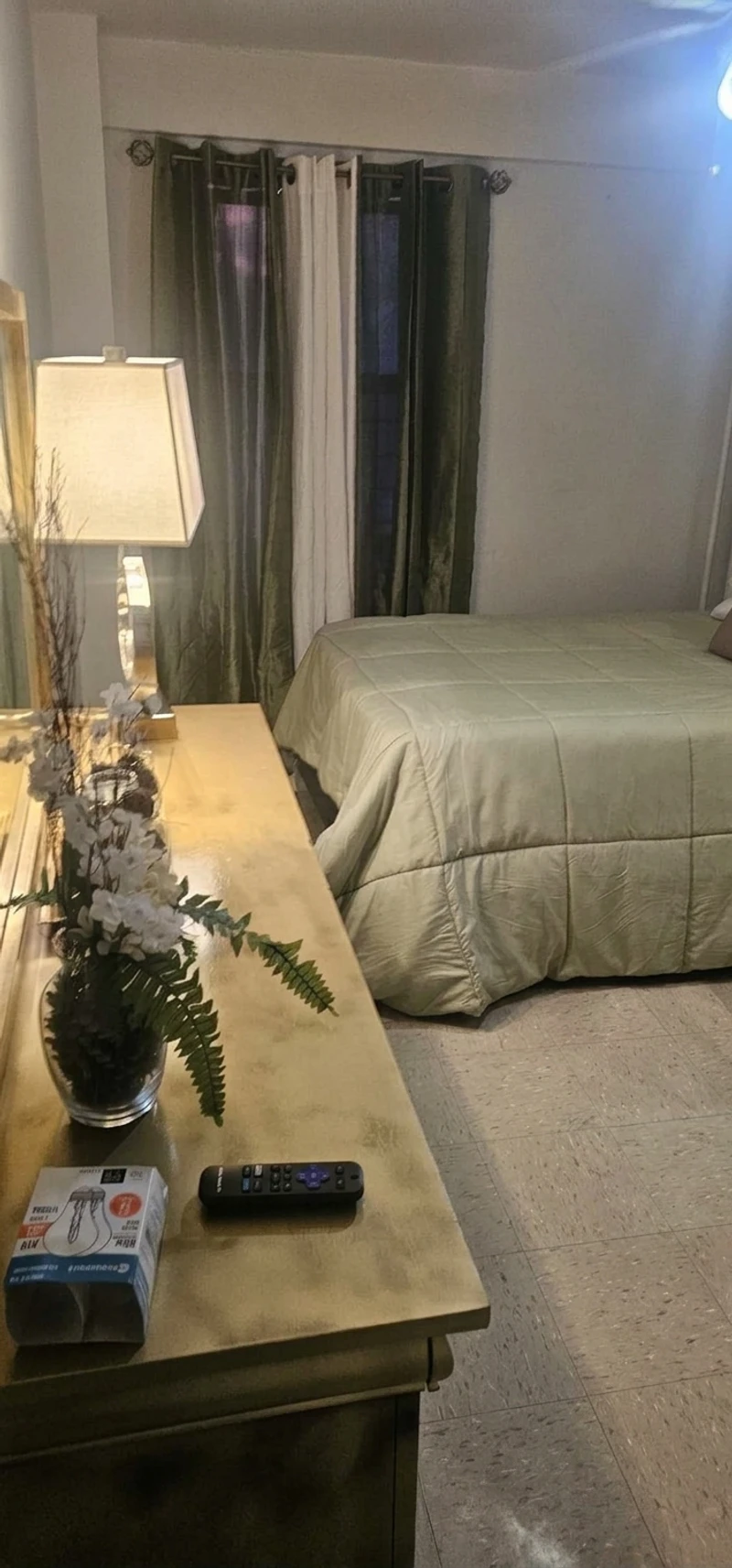private room in East Harlem photo 3