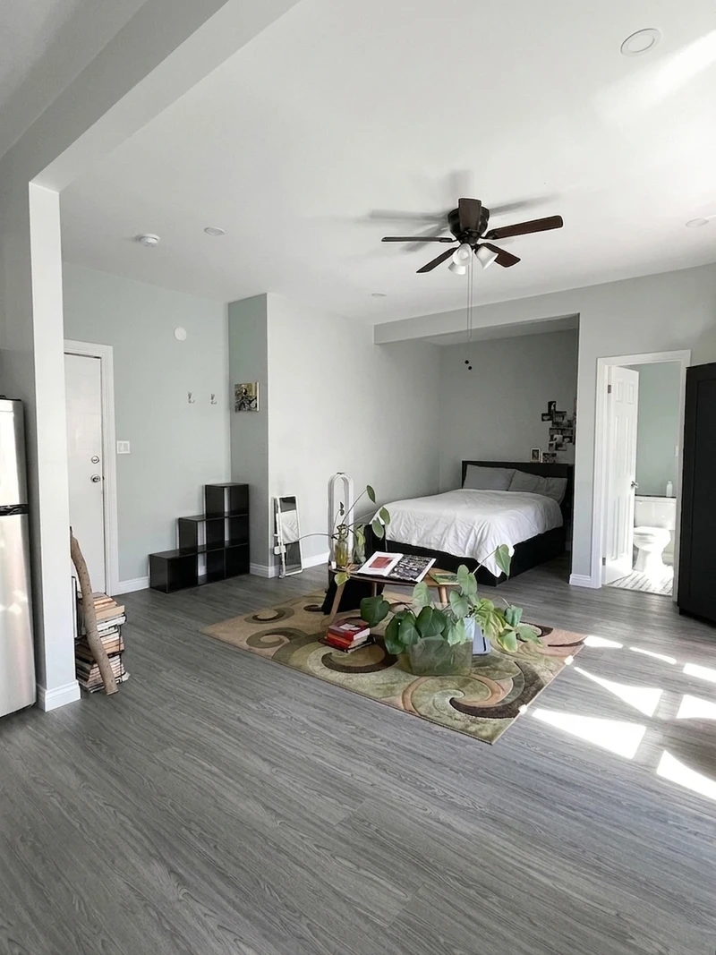 a studio in Westlake photo 3