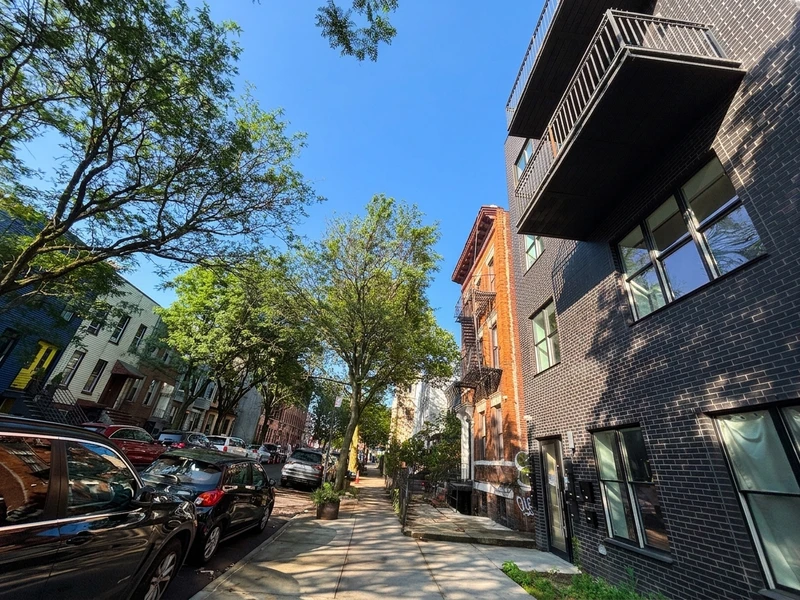 1 bedroom in Bushwick photo 14