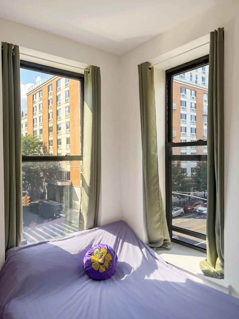 a room in Harlem photo 2