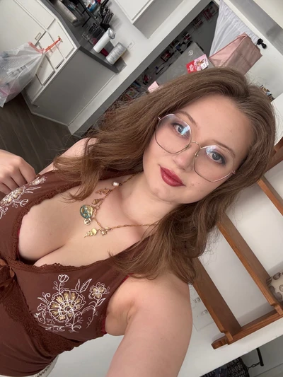 Chloe F.