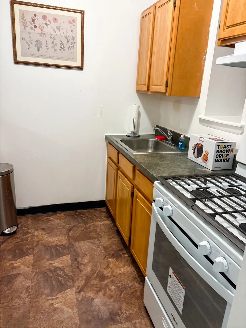 1 bedroom in Harlem photo 2