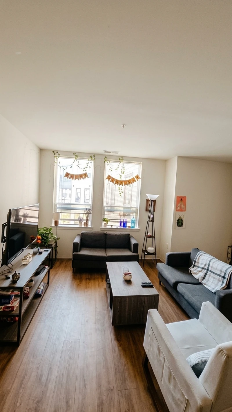3+ bedroom in College Park photo 5