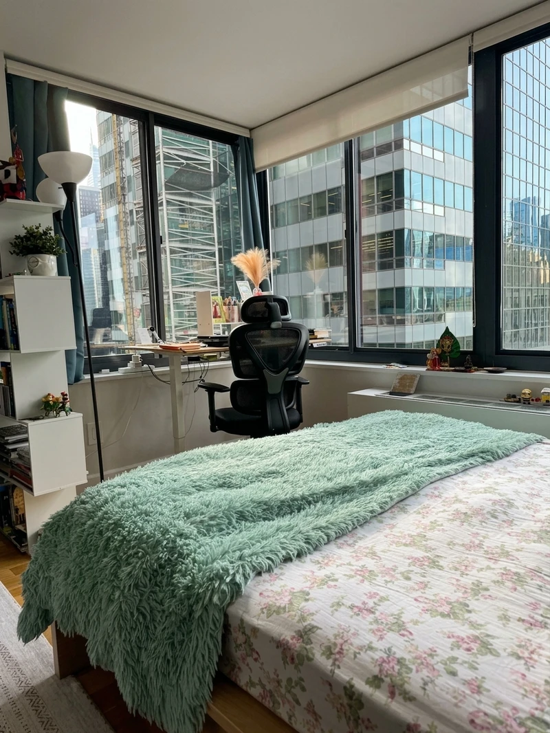 a room in Theater District photo 2