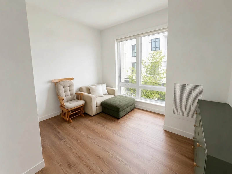 2 bedroom in New Rochelle photo 6