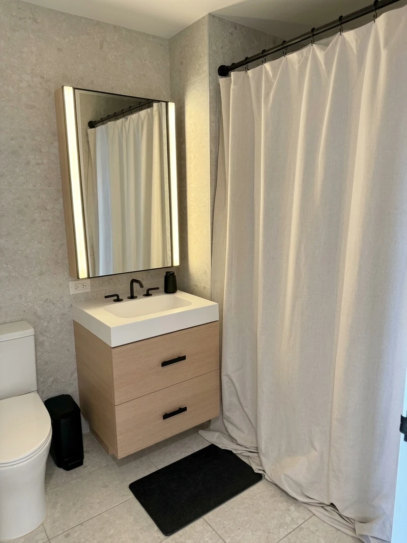 1 bedroom in South Williamsburg photo 13
