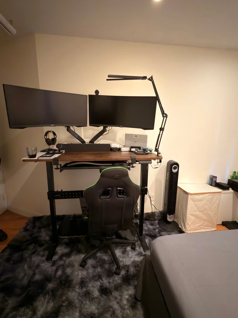 a room in Theater District photo 2