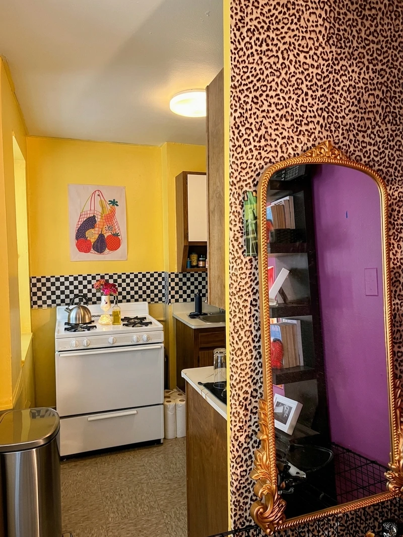 a studio in Red Hook photo 5