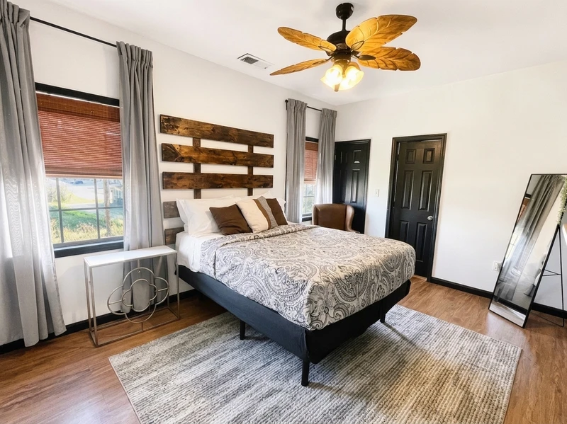 2 bedroom in Mechanicsville photo 2