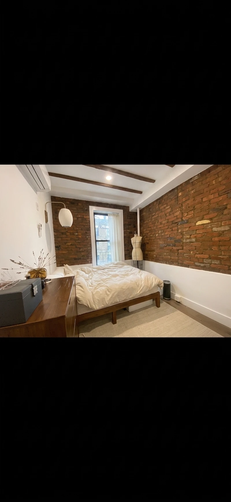 2 bedroom in Theater District photo 2