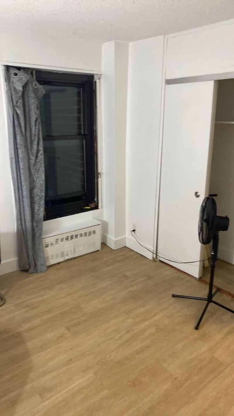 private room in Crown Heights photo 2