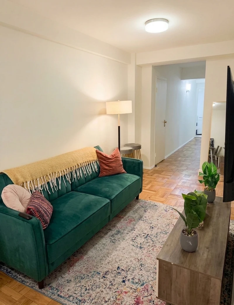 3+ bedroom in East Village photo 5