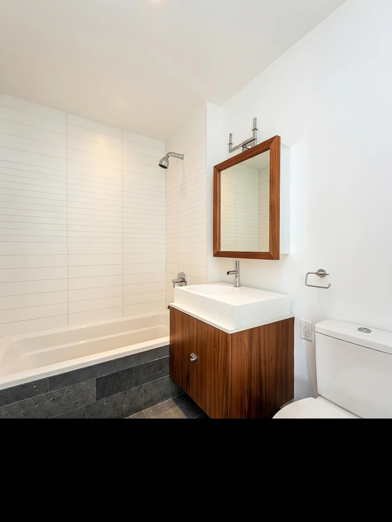 1 bedroom in Crown Heights photo 4