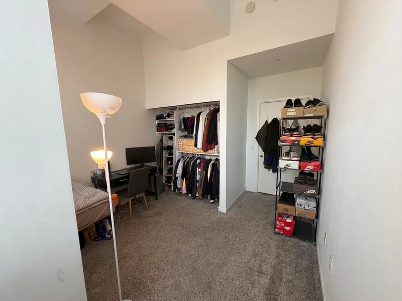 a room in Central Ward photo 4