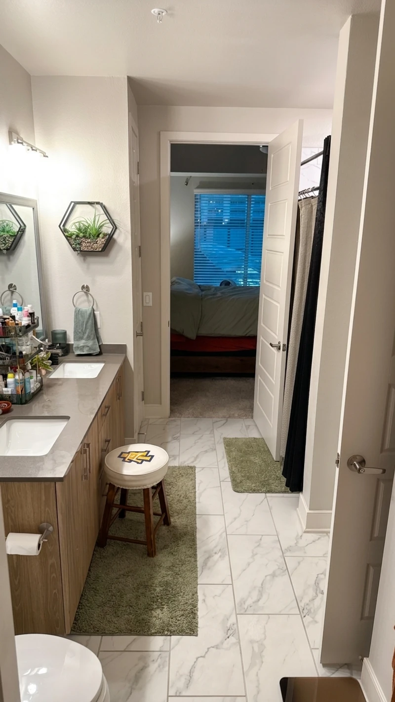 1 bedroom in Central Business District photo 3