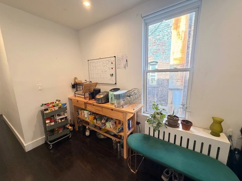 private room in Flushing photo 5
