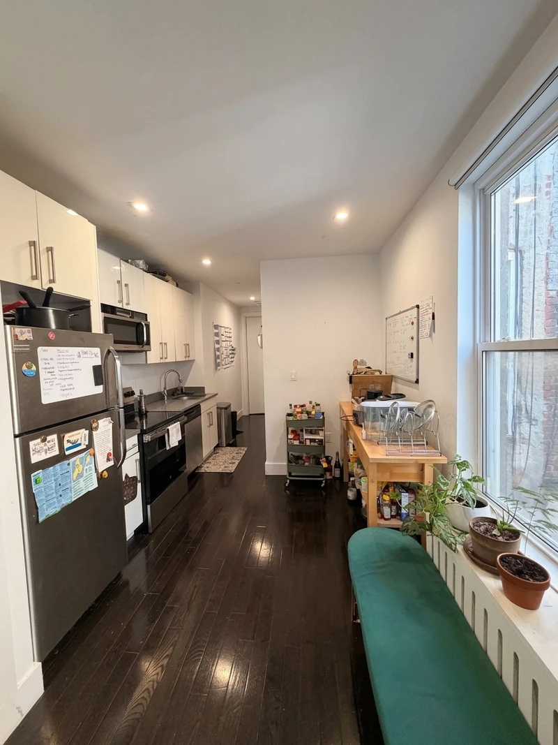 private room in Flushing photo 6