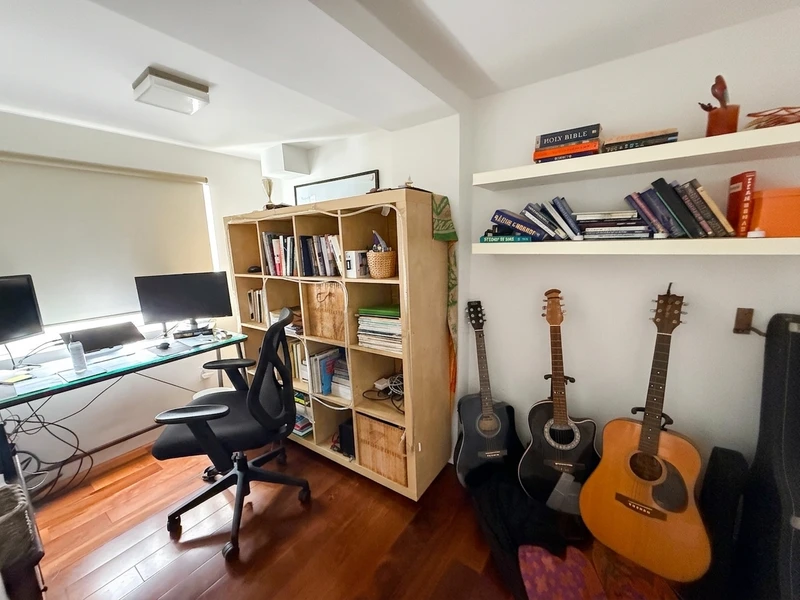 a room in Clinton hill photo 6