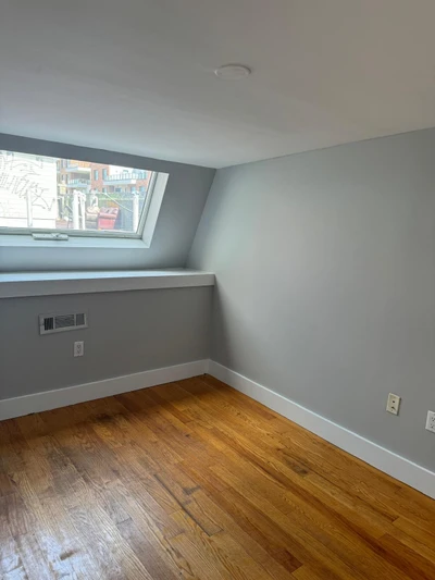 a room in Bedford-Stuyvesant