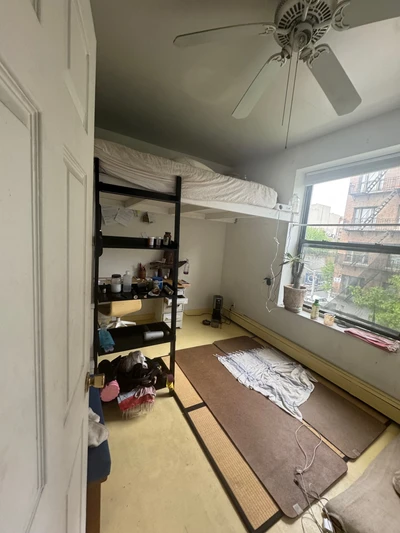 a room in Southside