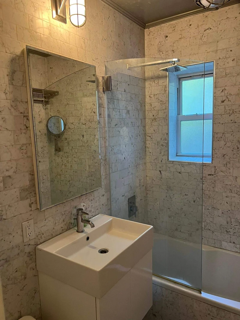 1 bedroom in East Village photo 2