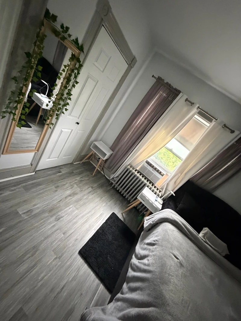 a room in South Side photo 5