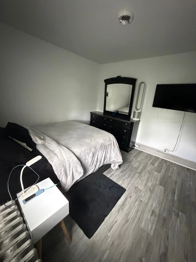 a room in South Side photo 5