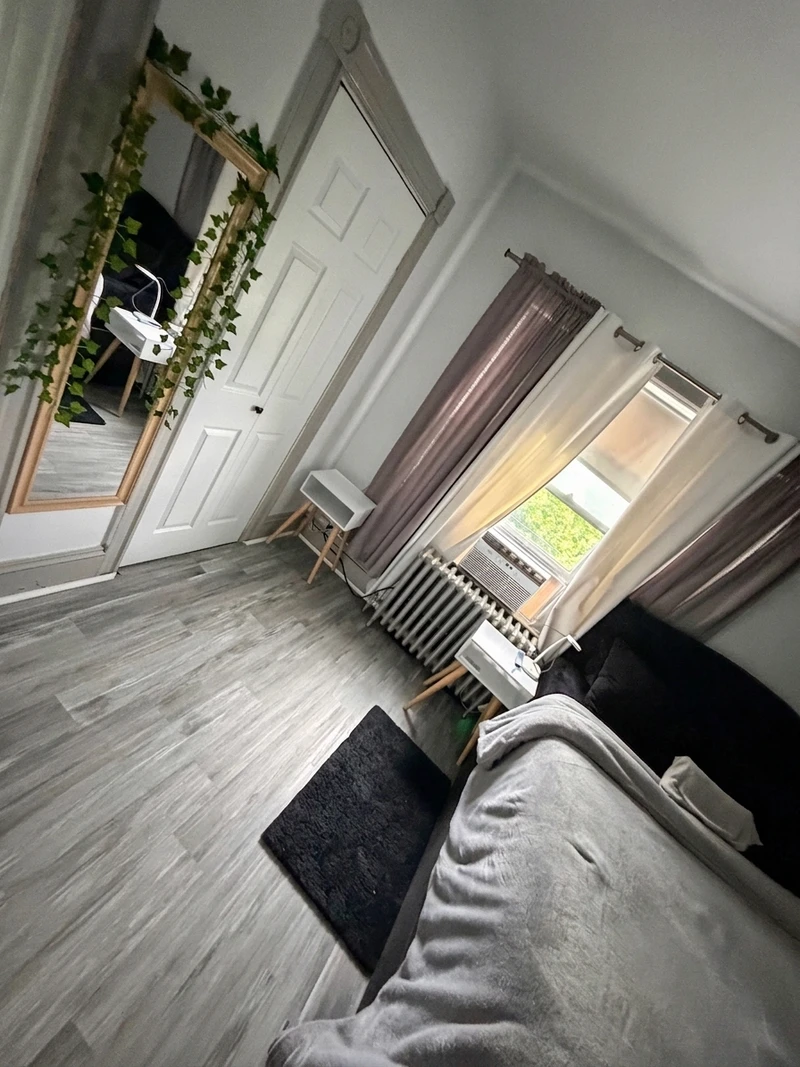 a room in South Side photo 5