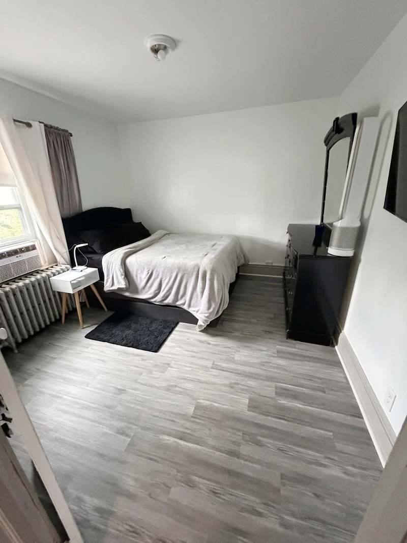 a room in South Side photo 5