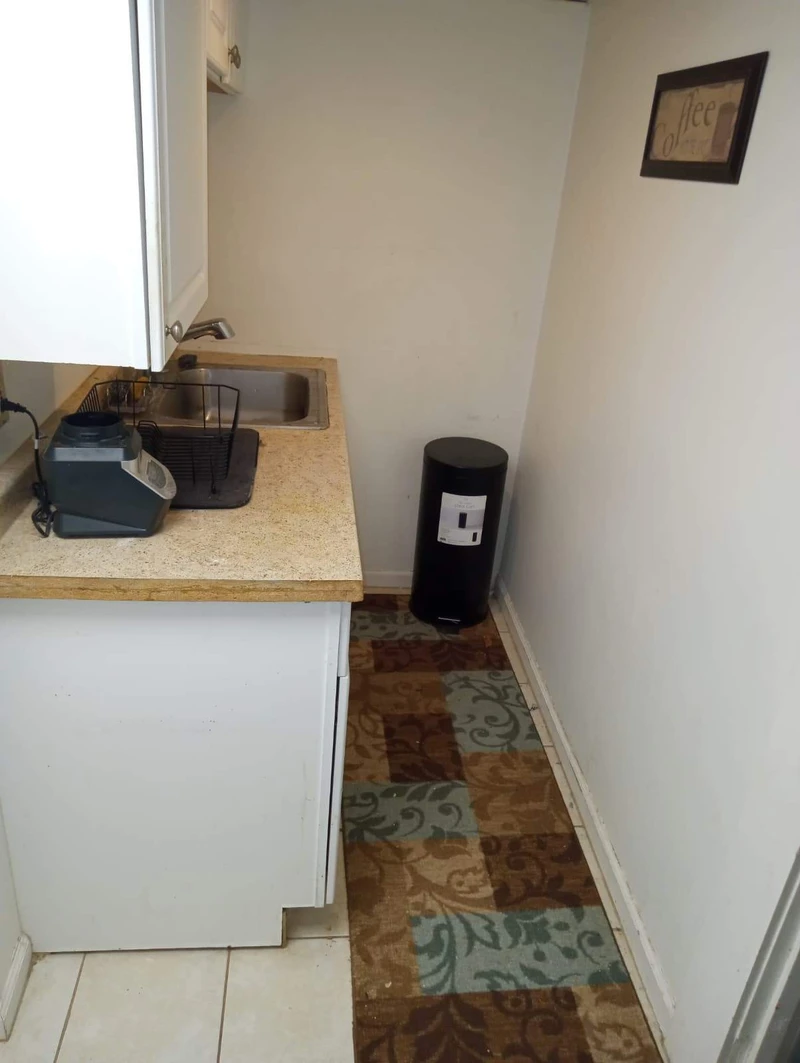 private room in Jefferson Park photo 5