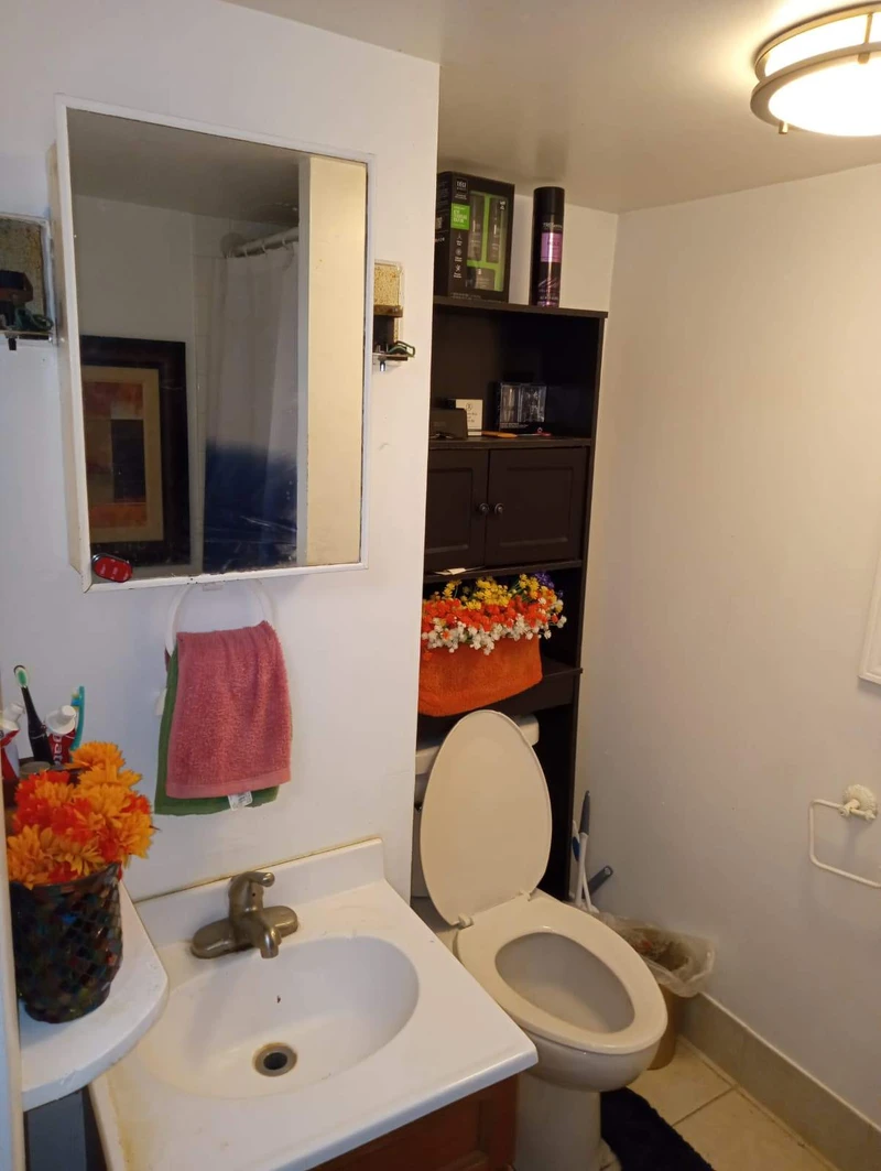private room in Jefferson Park photo 6