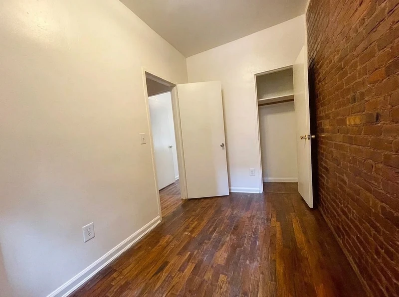 a room in Kips Bay photo 4