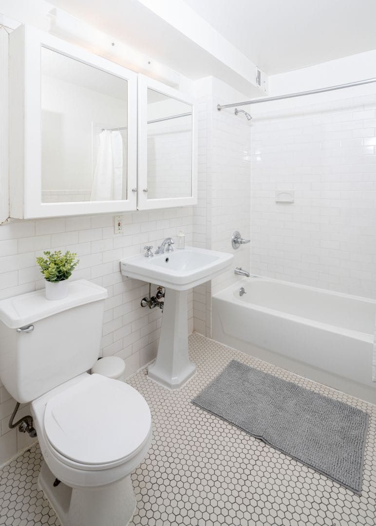 a room in East Village photo 6