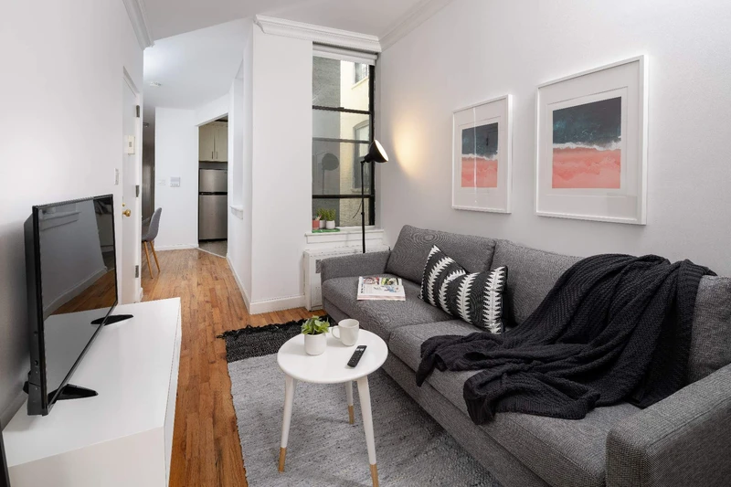 private room in Harlem photo 3