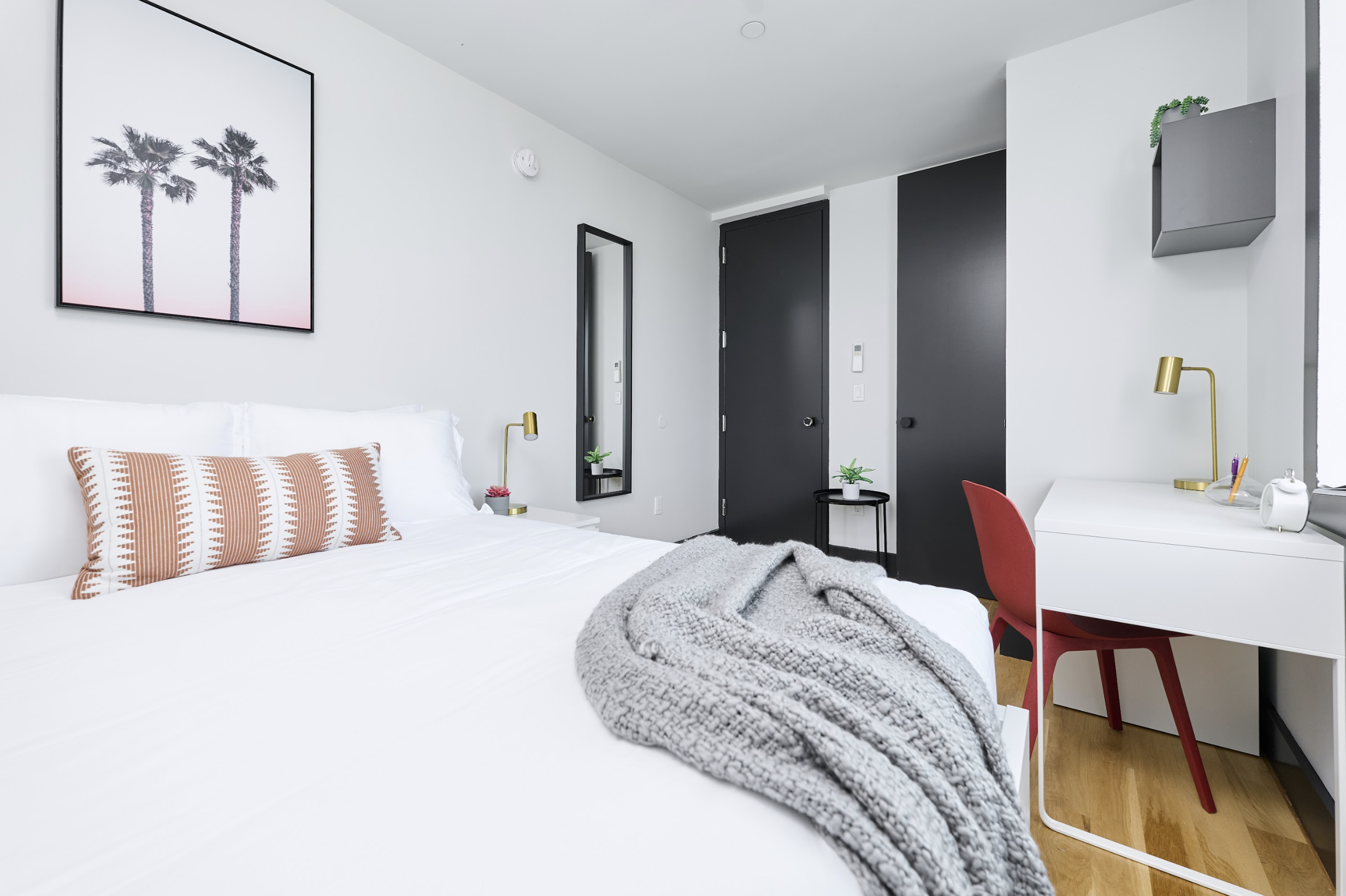 a room in Ridgewood photo 2