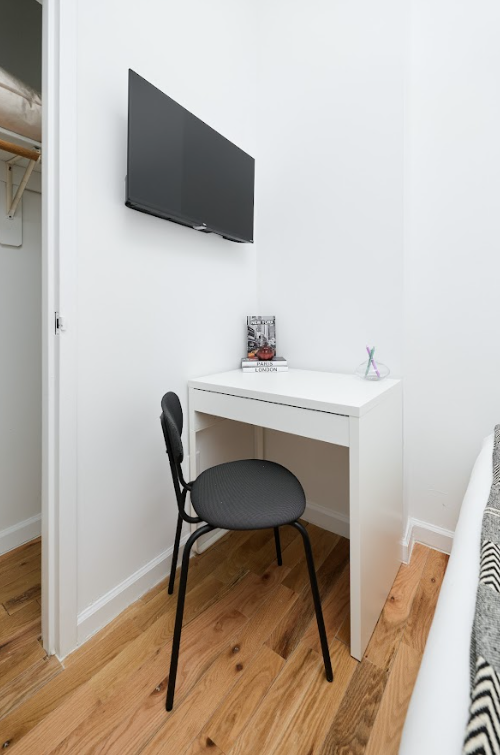 a room in Times Square photo 4