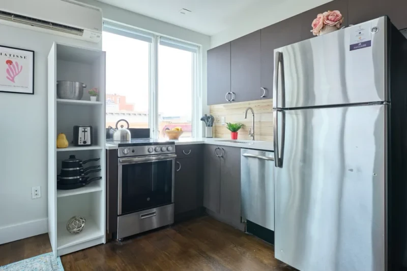 private room in Ridgewood photo 5