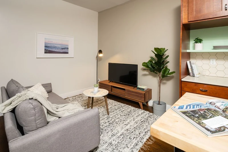 private room in Bedford-Stuyvesant photo 9