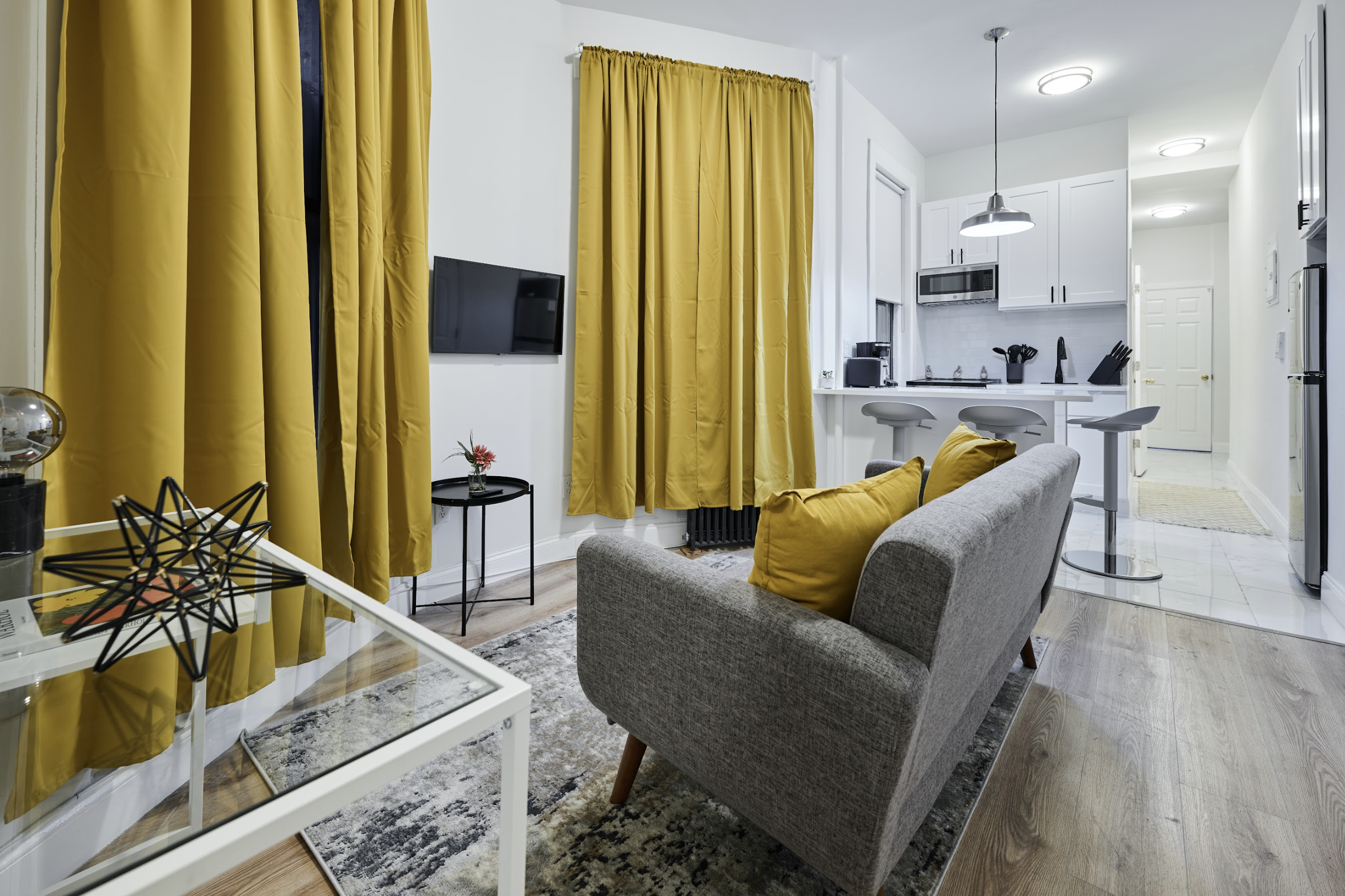 a room in Times Square photo 5