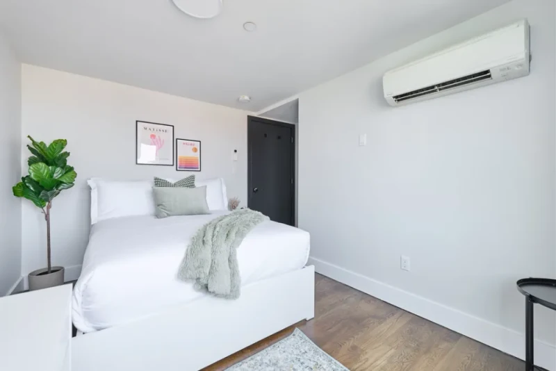 private room in Ridgewood photo 2
