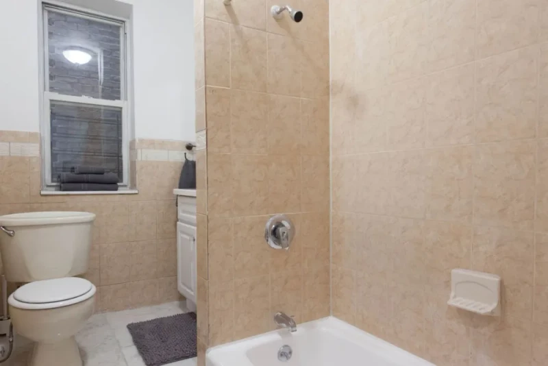 private room in Hamilton Heights photo 4