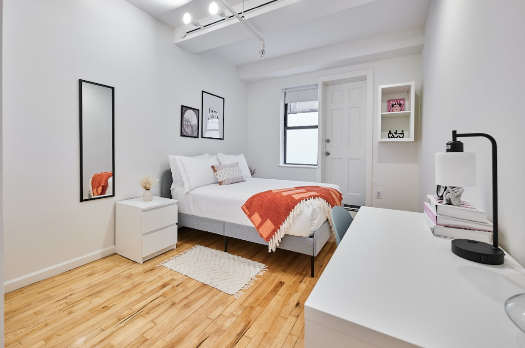 a room in East Village photo 2