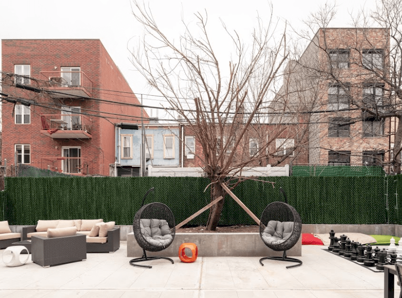 a room in Bushwick photo 6