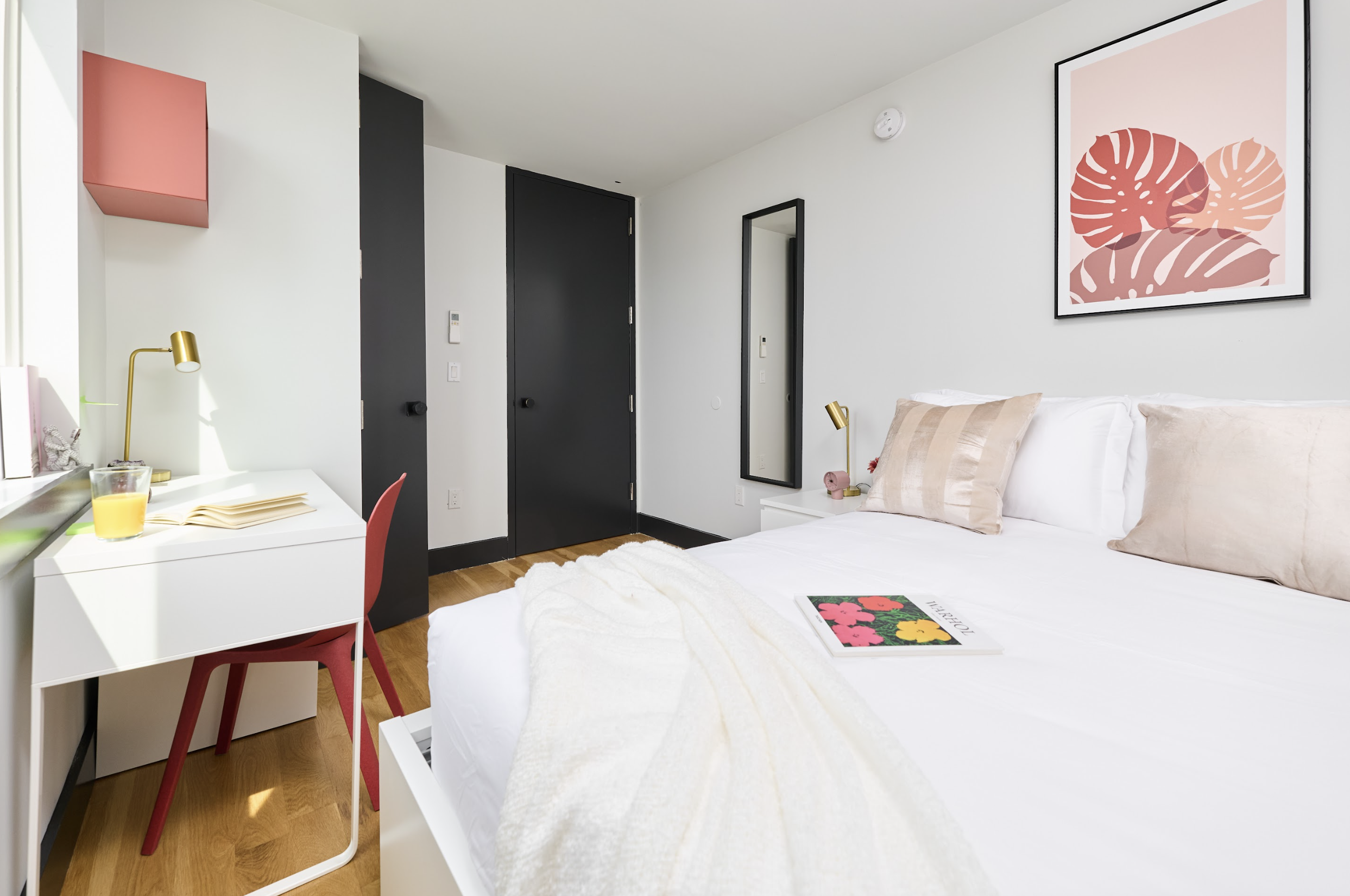 a room in Ridgewood photo 2