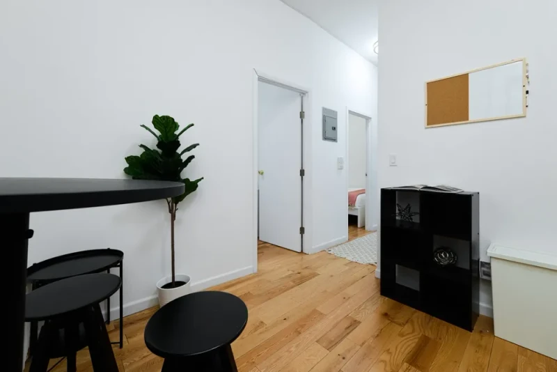 private room in Theater District photo 4