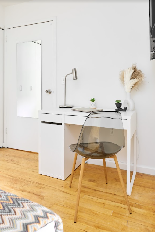 a room in East Village photo 3